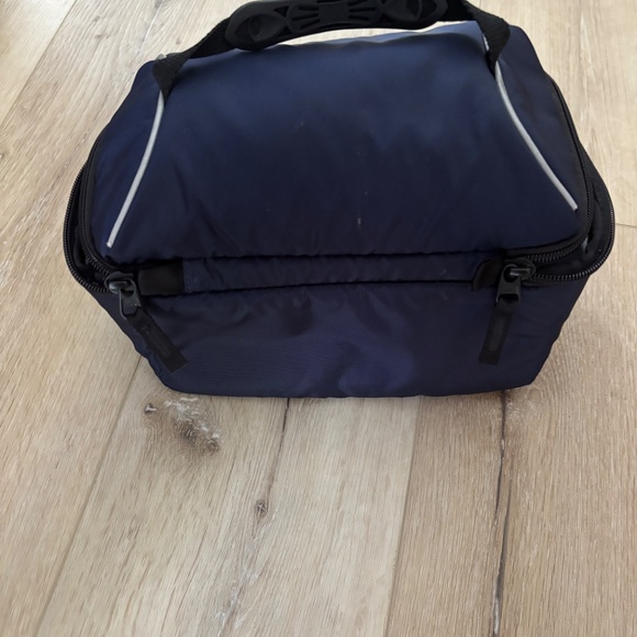 LL Bean Lunchbox - Picture 3 of 3